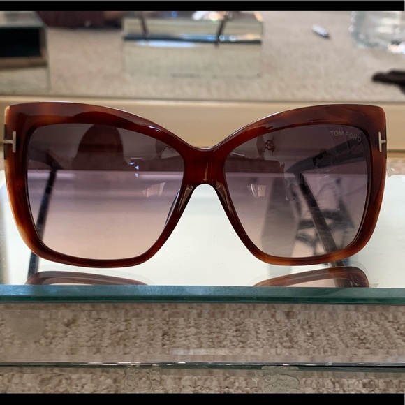 Tom FordLarge Tortoise Frame Sunglasses